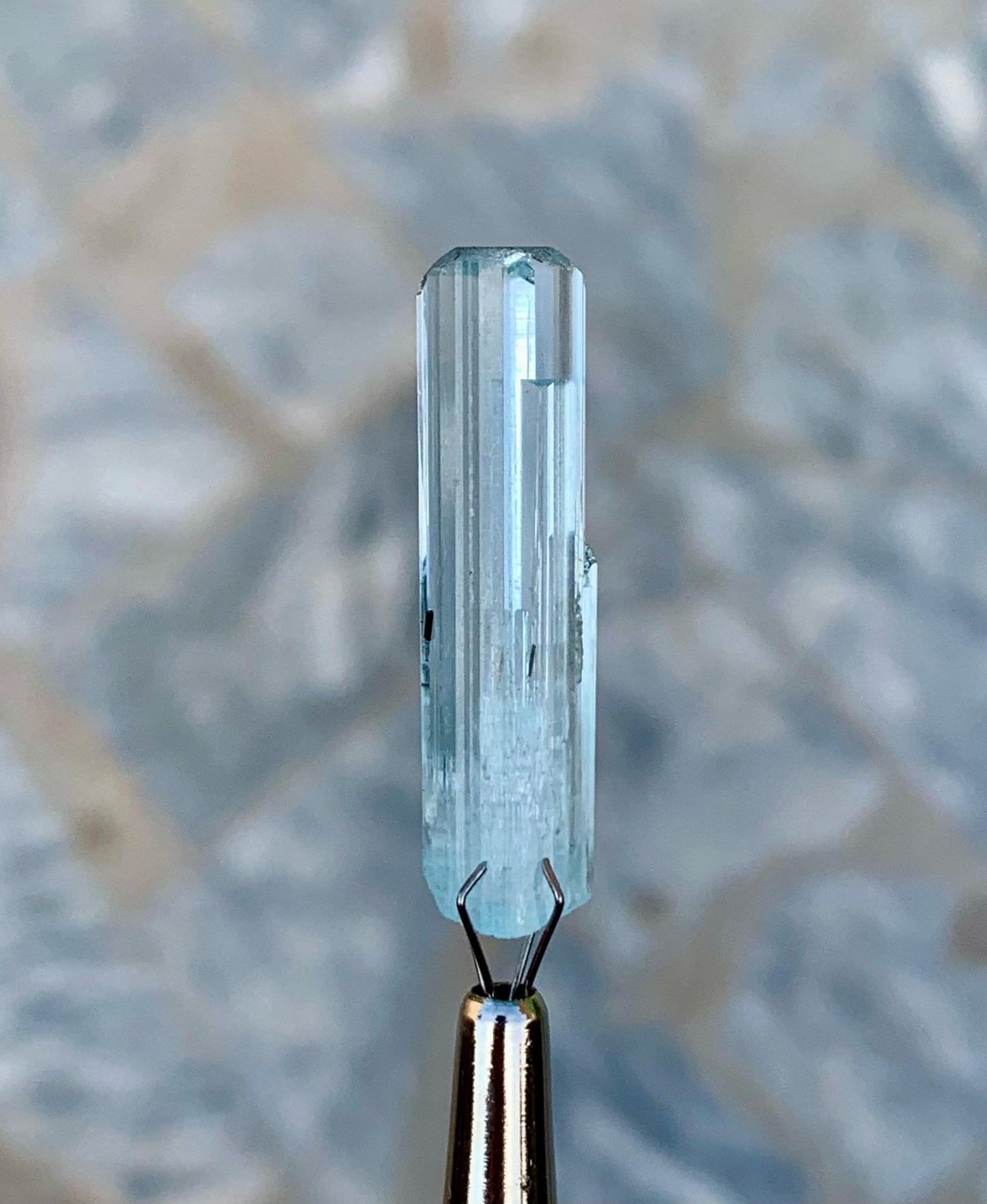 Transparent and Terminated Sky Blue Aquamarine Crystal from Shigar valley Pakistan - 16.75 carats