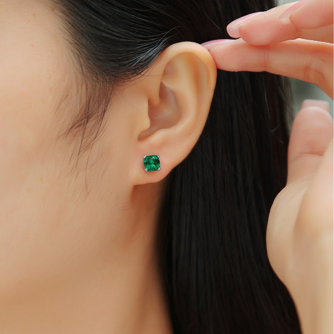 Elegant Created Emerald Radiant 925 Sterling Silver Stud Earrings