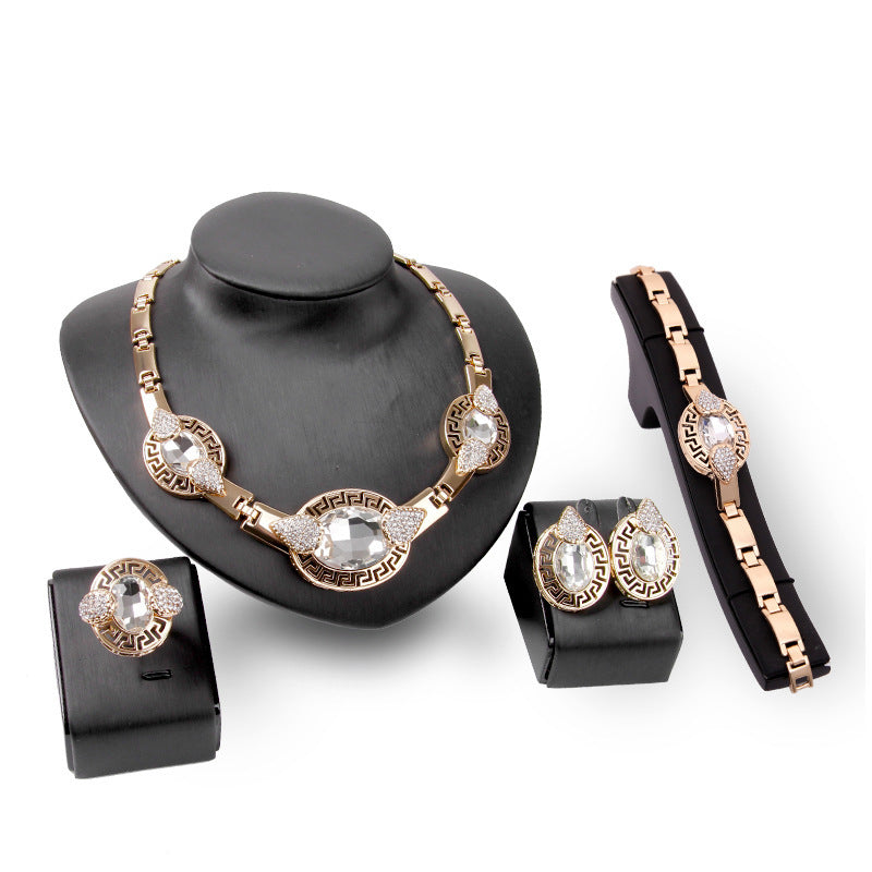 Four Sets Of European And American Wedding Jewelry