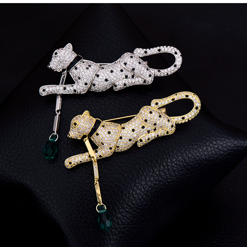 Luxury Atmospheric Crystal Leopard Brooch