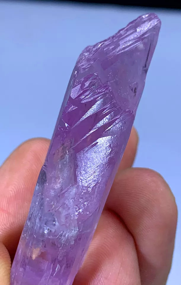 Natural Pink Color Fluorescent Kunzite Afghanistan