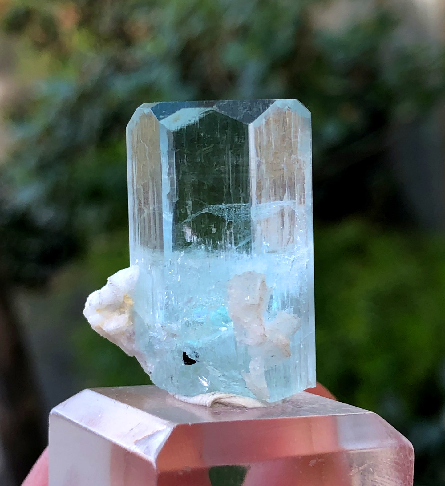 Terminated And Transparent Sky Blue Aquamarine From Pakistan - 15 Gram