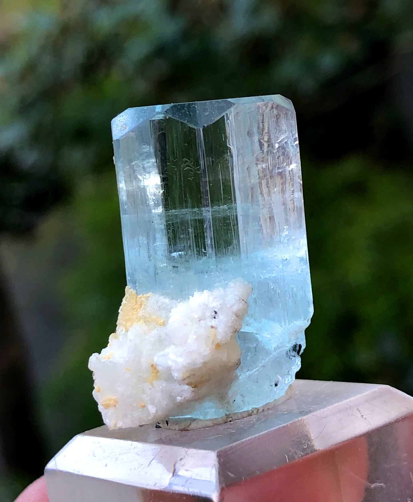 Terminated And Transparent Sky Blue Aquamarine From Pakistan - 15 Gram