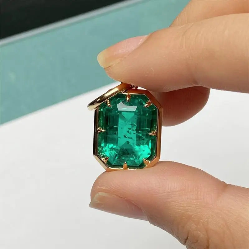 Lab Grown Emerald Colombia Green Color with Nice Inclusions