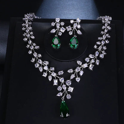 Luxury Emerald Necklace and Earring Set Shinny Cubic Zirconia Jewelry Set