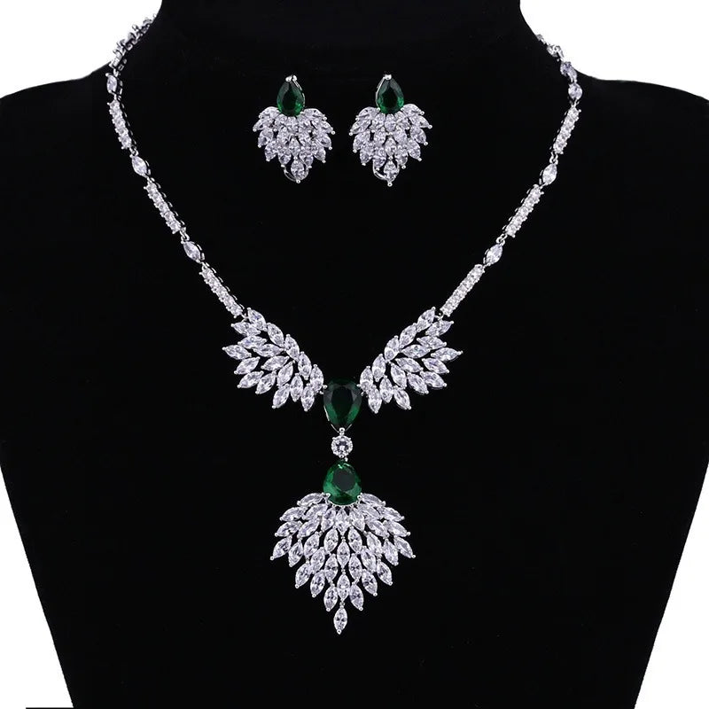 Luxury Emerald Green Necklace and Earring Set Shininy Cubic Zirconia Jewelry Set