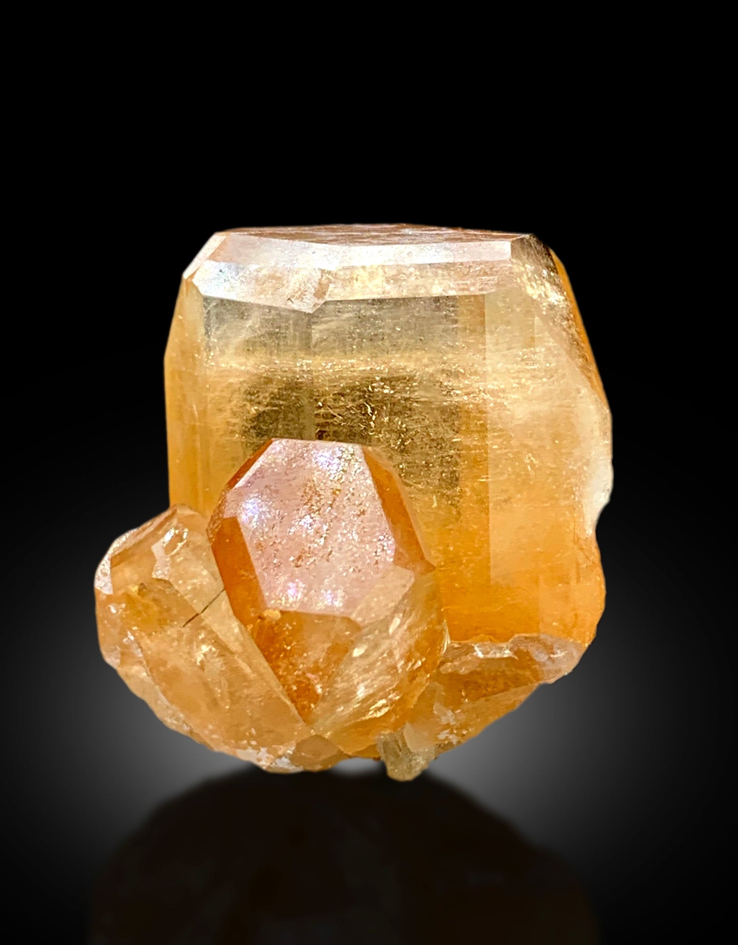 Topaz crystals and stones from Skardu, Pakistan