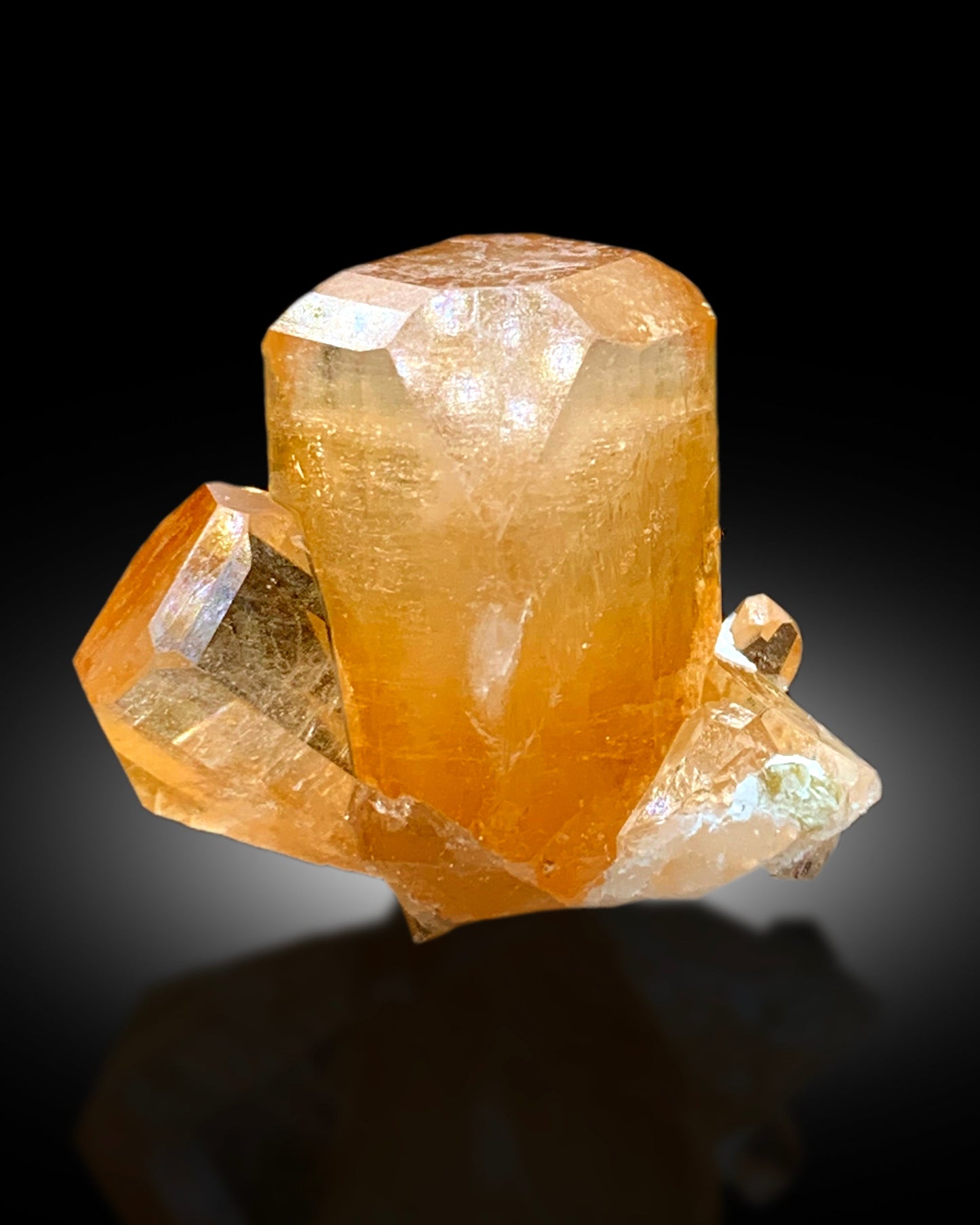 Topaz crystals and stones from Skardu, Pakistan