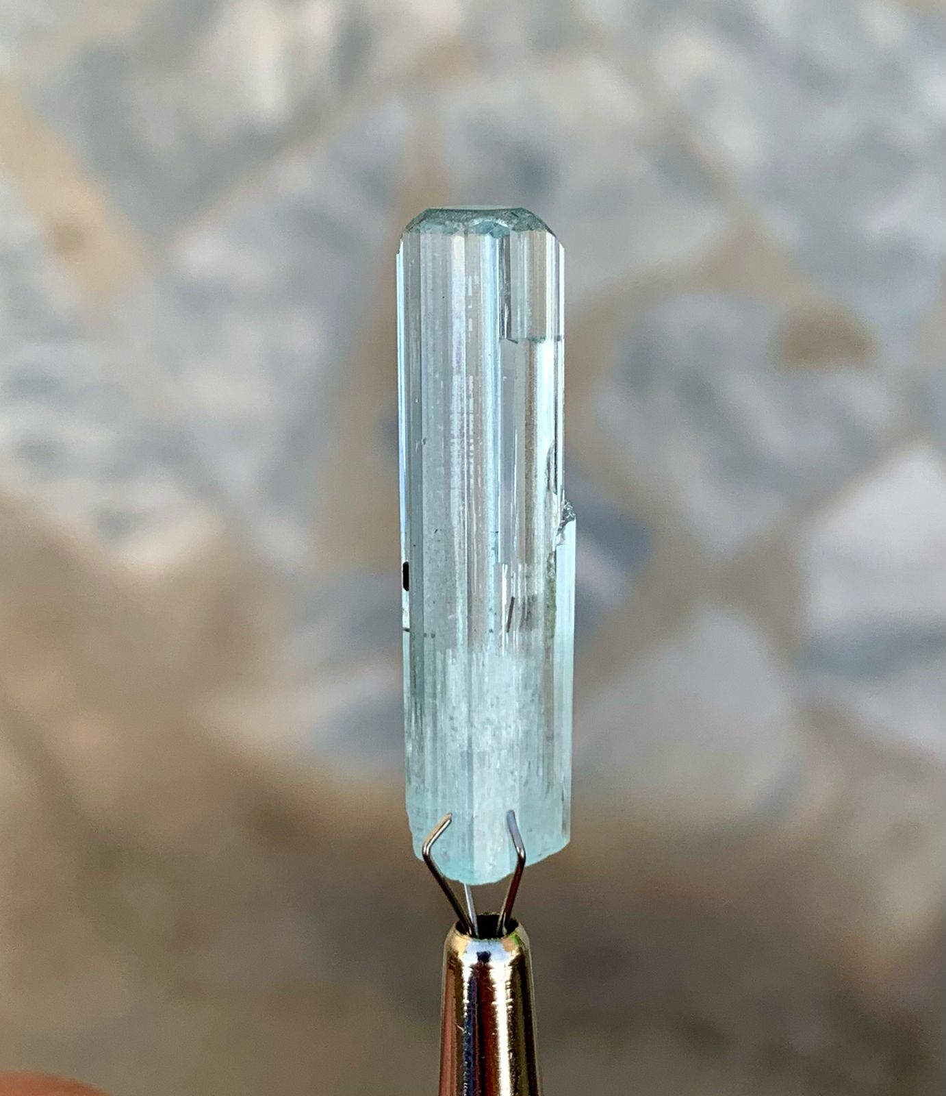 Transparent and Terminated Sky Blue Aquamarine Crystal from Shigar valley Pakistan - 16.75 carats