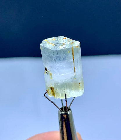 AquaMorganite, Bicolor Beryl, Aqua var Morganite Crystal - 15.80 carat